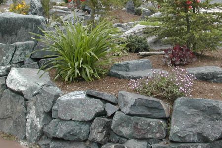 Darstellung Basaltmauer bepflanzbar